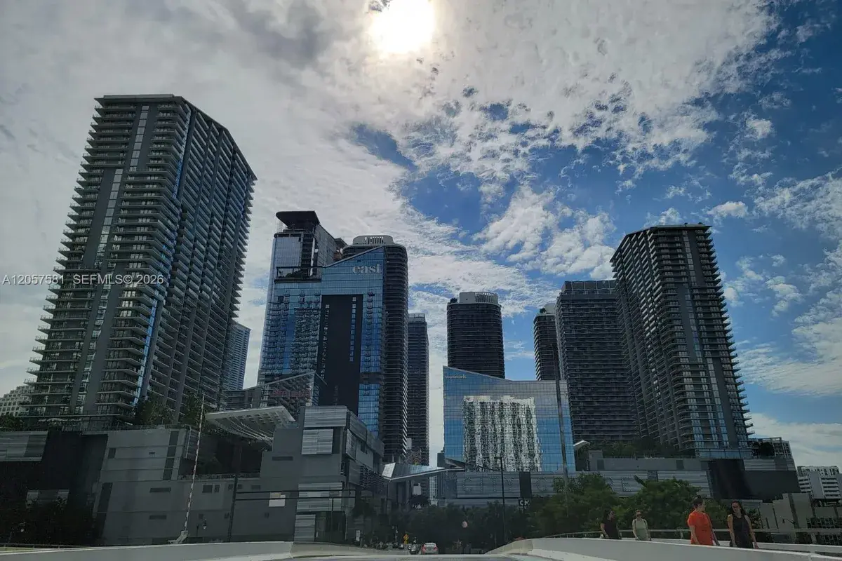 350 S Miami Ave # 1515, Miami FL 33130
