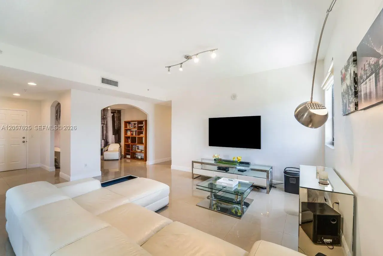 8395 SW 73rd Ave # 412, Miami FL 33143