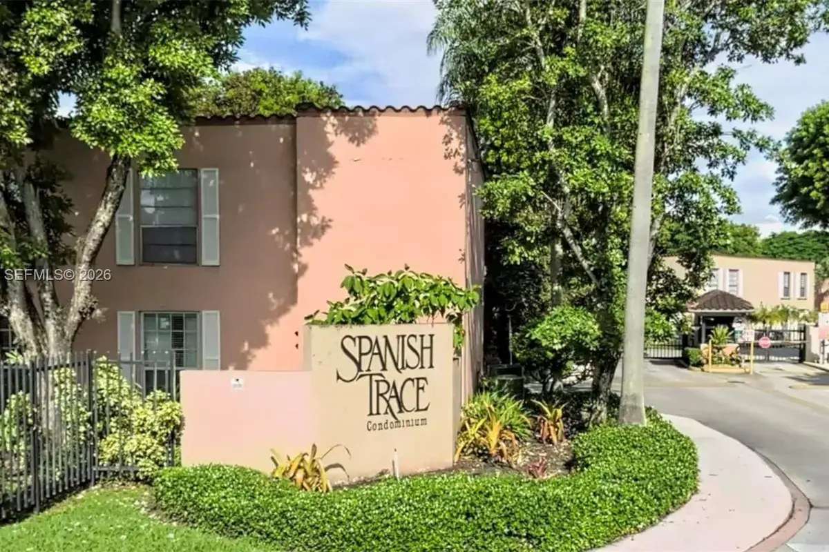 10762 N Kendall Dr # I16, Miami FL 33176