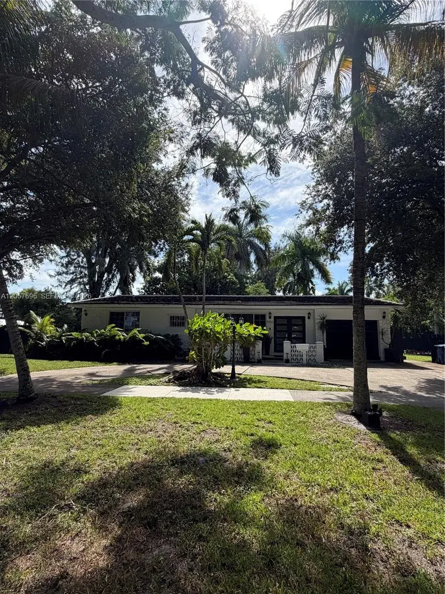 15700 N Miami Ave, Miami FL 33169