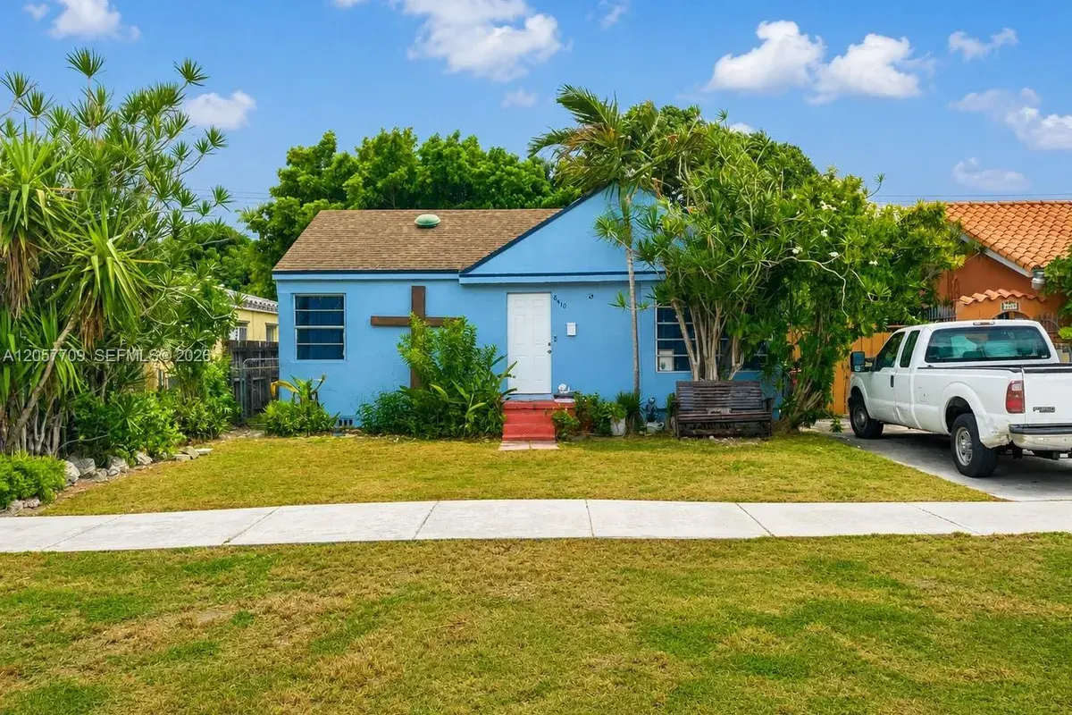 6410 SW 39th St, Miami FL 33155