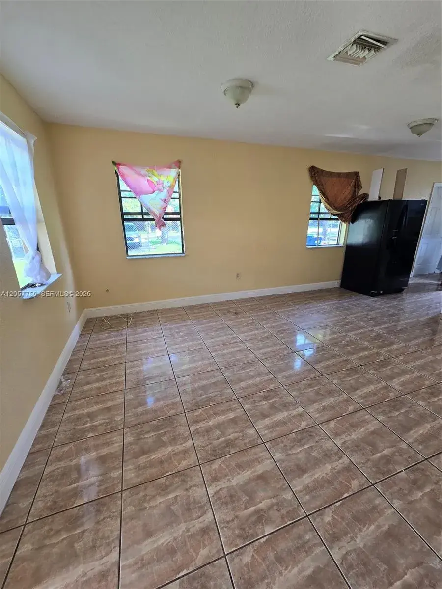 311 NW 97th St # 311, Miami FL 33150