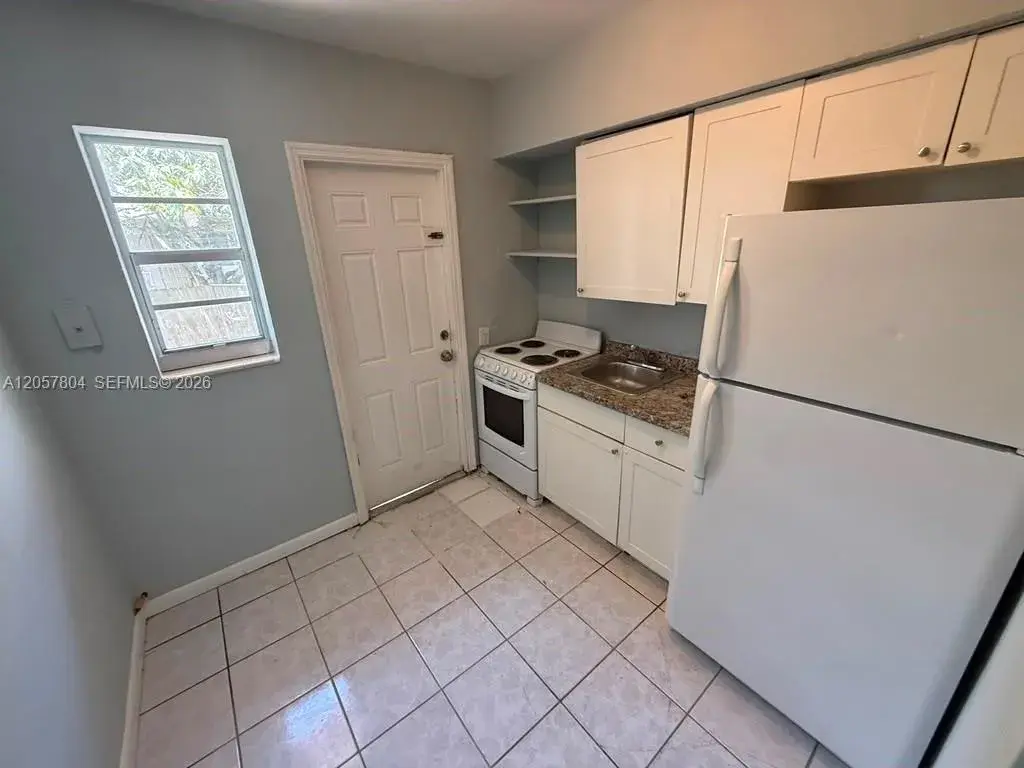 3129 SW 9th St # 2, Miami FL 33135