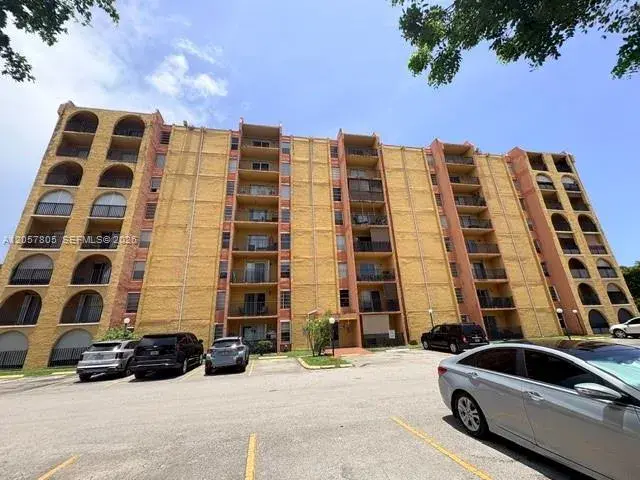 2 bedroom 2 bath Residential for sale at 4717 NW 7th St # 10, Miami FL 33126