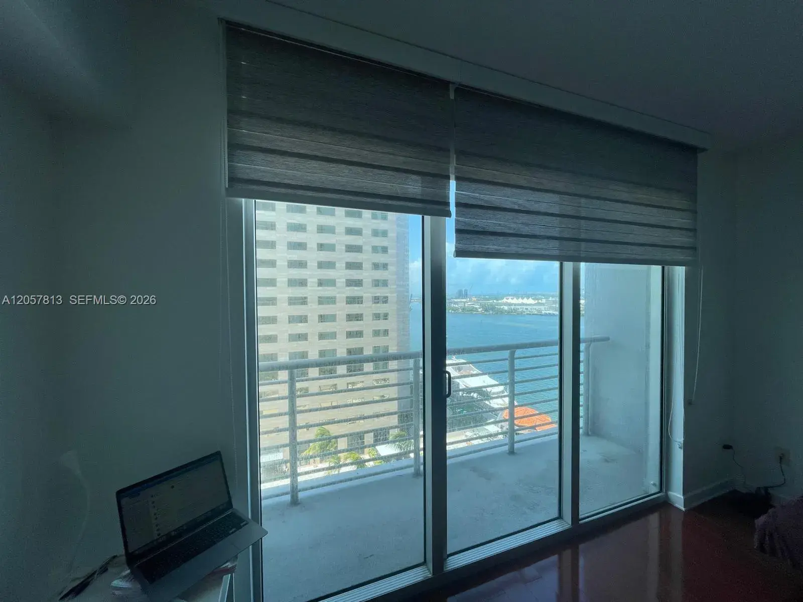 335 S Biscayne Blvd # 1606, Miami FL 33131
