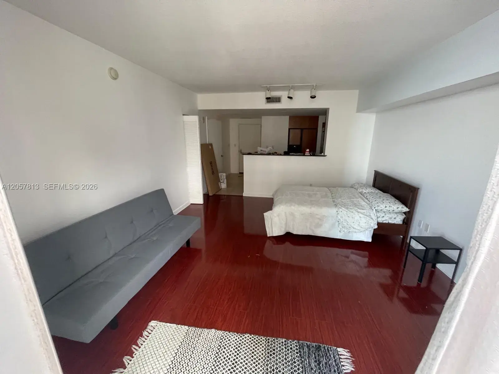 335 S Biscayne Blvd # 1606, Miami FL 33131