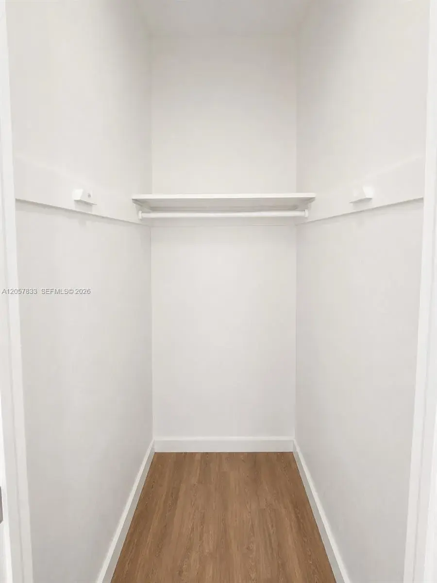 3025 Indian Creek Dr # 310, Miami Beach FL 33140