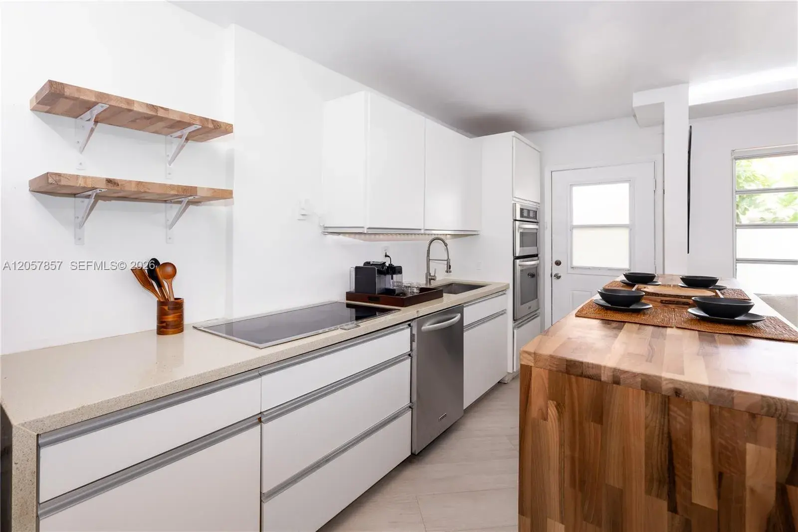 525 Meridian Ave # 203, Miami Beach FL 33139