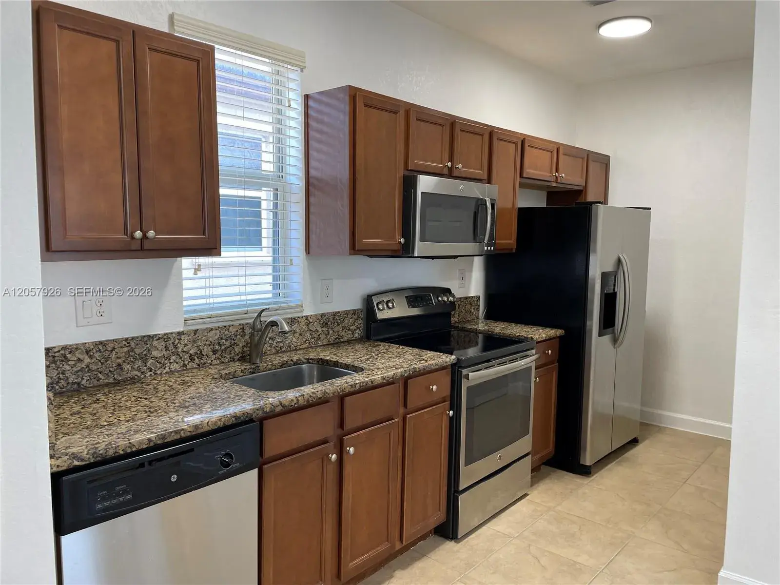 9341 SW 170th Psge, Miami FL 33196