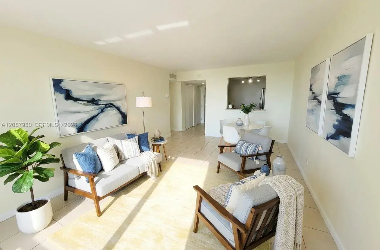 496 NW 165th St Rd # 409, Miami FL 33169