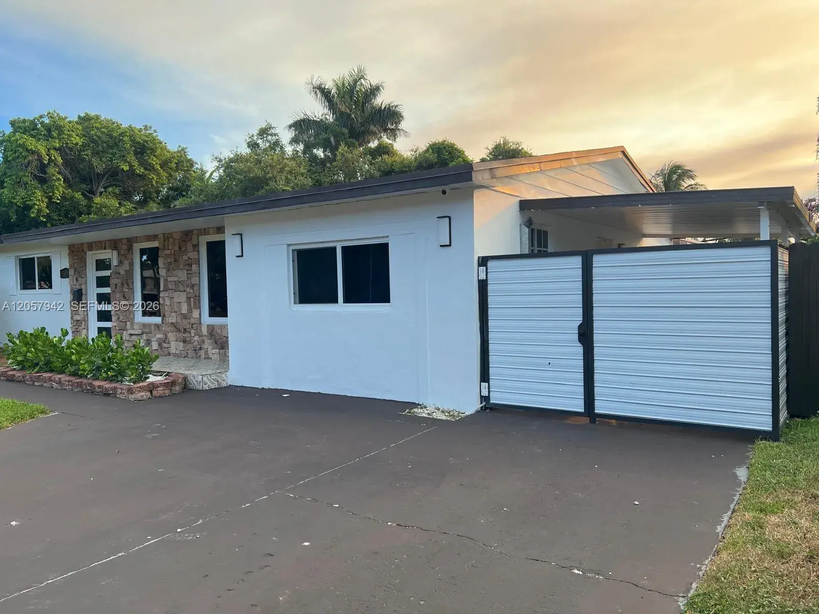 1 bedroom 1 bath Residential Lease for rent at 15010 NE 7th Ave, Miami FL 33161