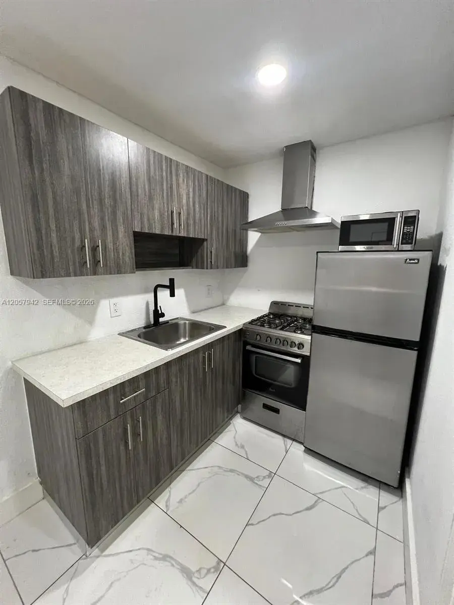 15010 NE 7th Ave, Miami FL 33161