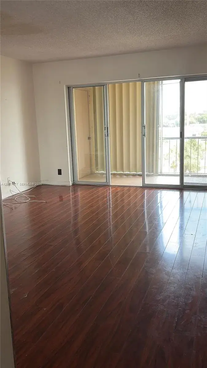 505 Spencer Dr # 315, West Palm Beach FL 33409