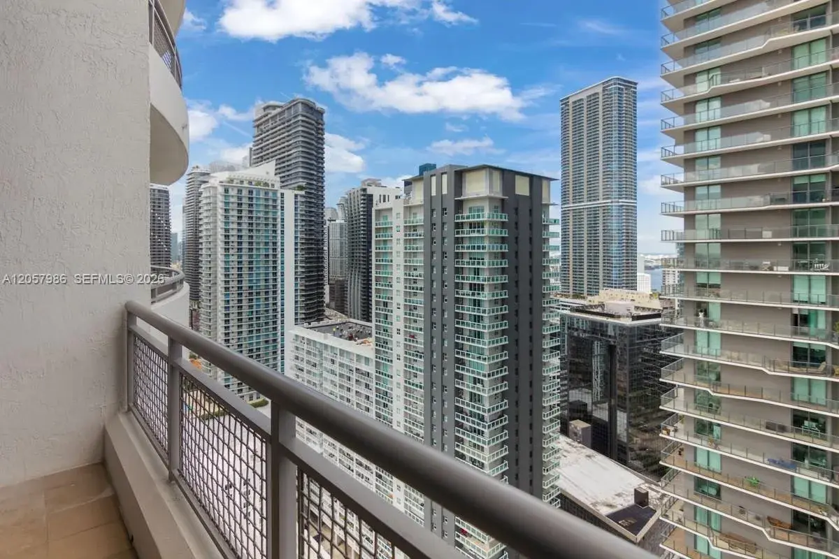60 SW 13th St # 3022, Miami FL 33130