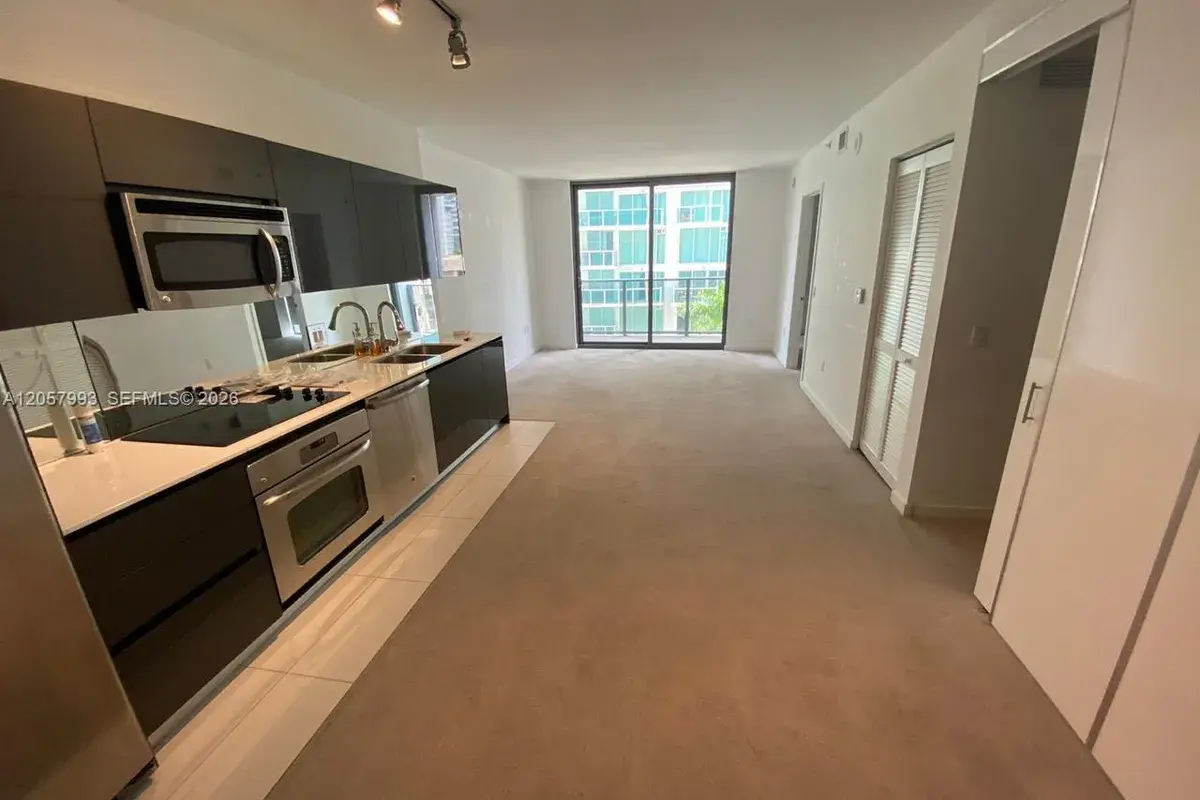 31 SE 6 street # 706, Miami FL 33131