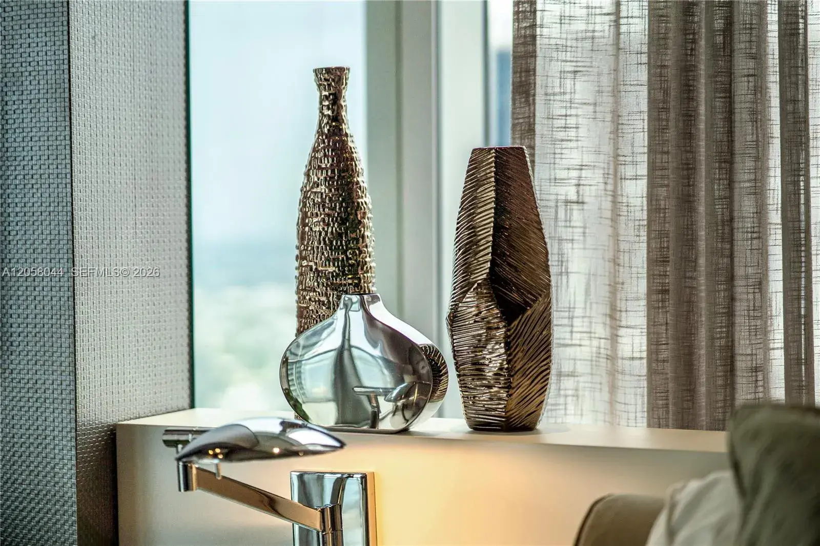 475 Brickell Ave # 5013, Miami FL 33131