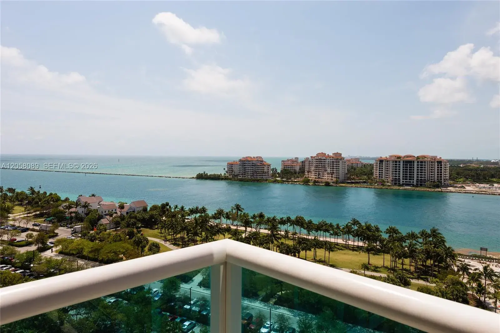 2 bedroom 2 bath Residential Lease for rent at 300 S Pointe Dr # 1504, Miami Beach FL 33139