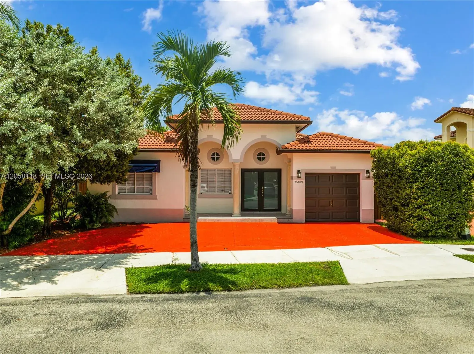 3 bedroom 2 bath Residential for sale at 15819 SW 54th Ter, Miami FL 33185