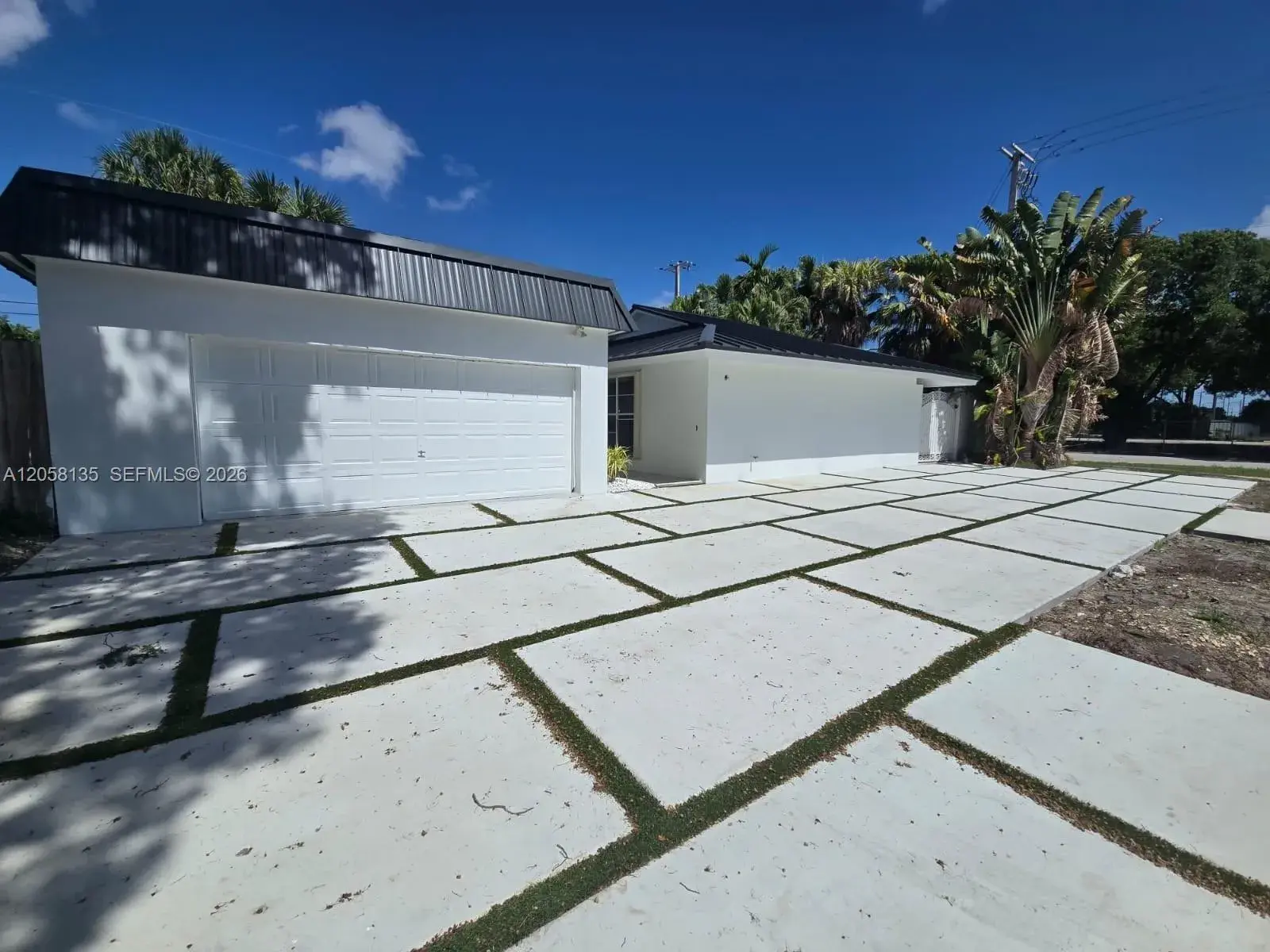 2 bedroom 1 bath Residential Lease for rent at 8404 SW 102nd Pl, Miami FL 33173