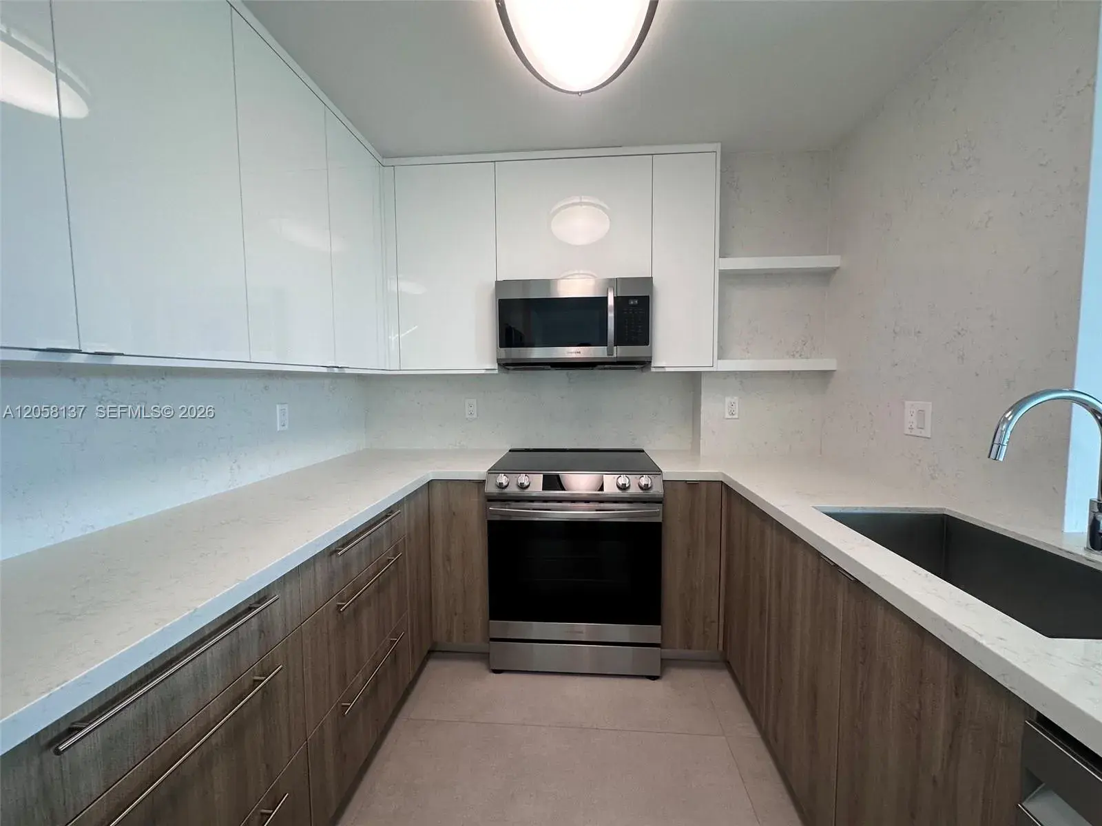 100 Bayview Dr # 317, Sunny Isles Beach FL 33160