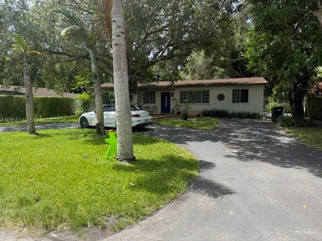 7840 SW 99th St, Miami FL 33156