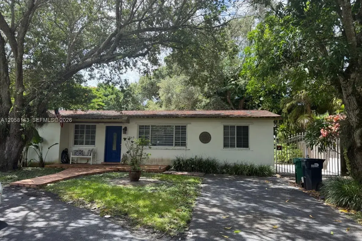 7840 SW 99th St, Miami FL 33156