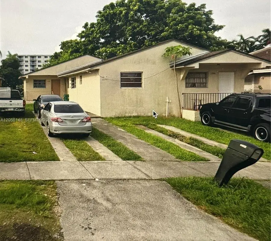 1286 NE 110th St, Miami FL 33161