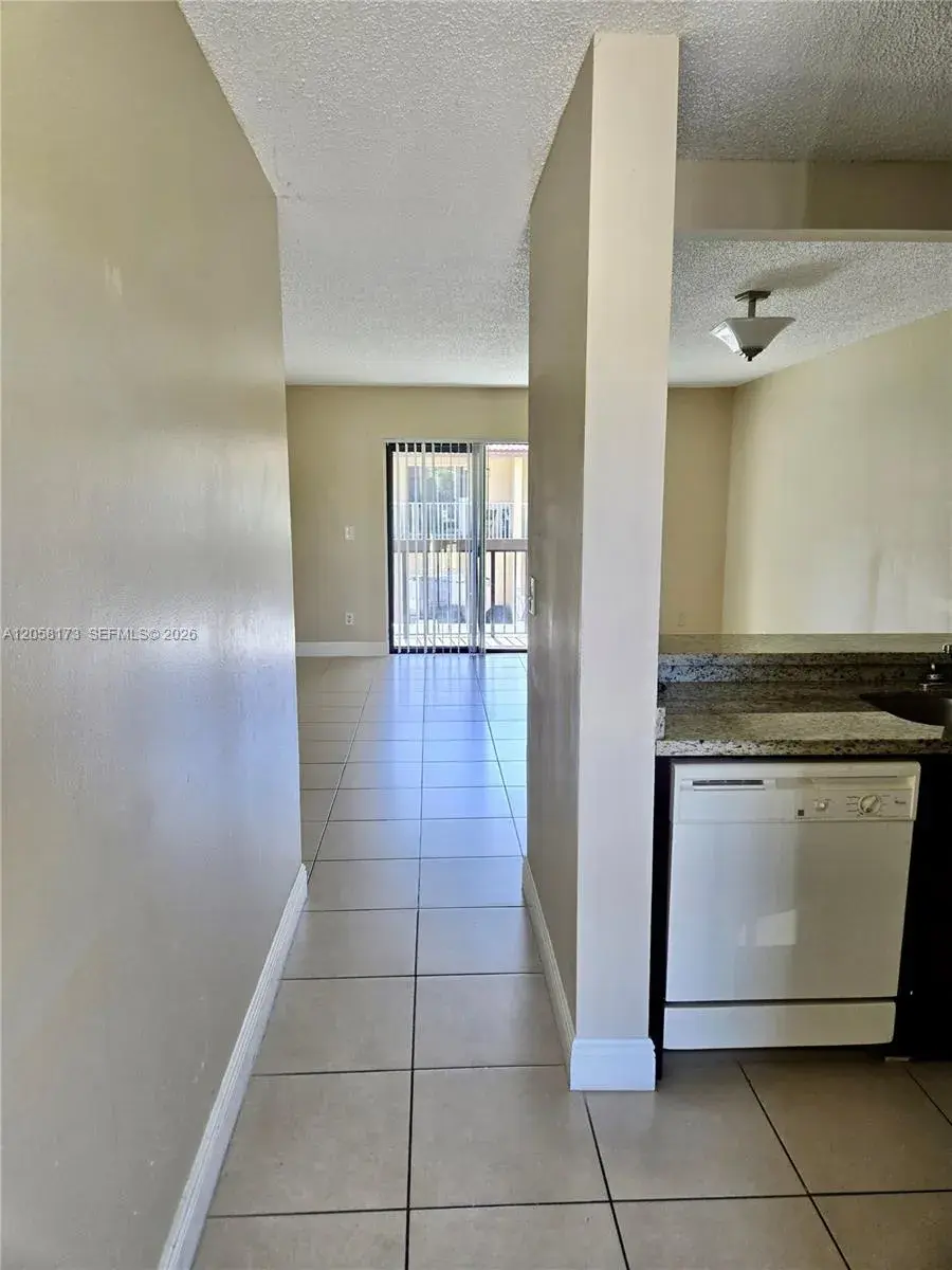 3724 NW 115th Ave # 2724, Coral Springs FL 33065