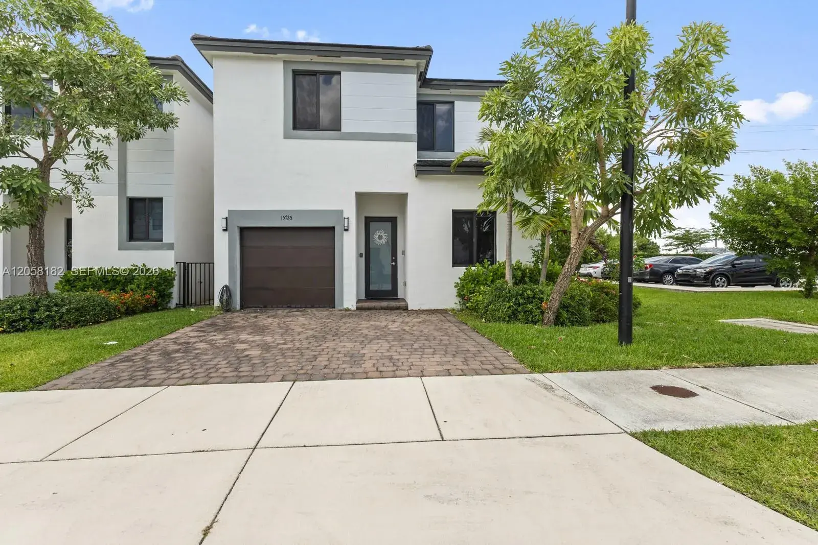 5 bedroom 4 bath Residential for sale at 15725 SW 136th Ter, Miami FL 33196
