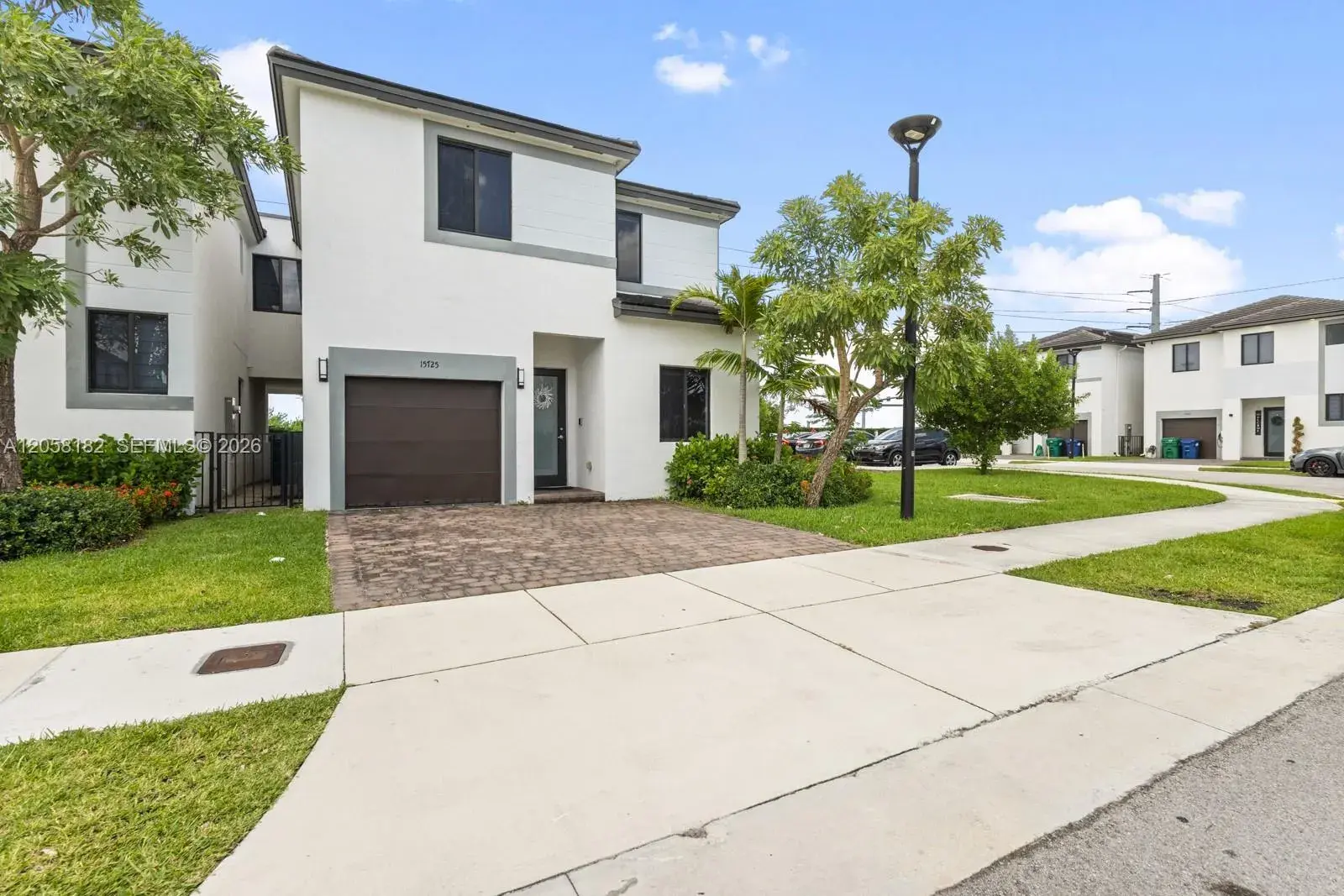 15725 SW 136th Ter, Miami FL 33196