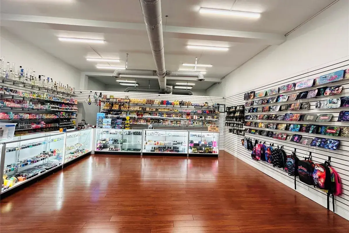 SW 40th, Miami FL 33155