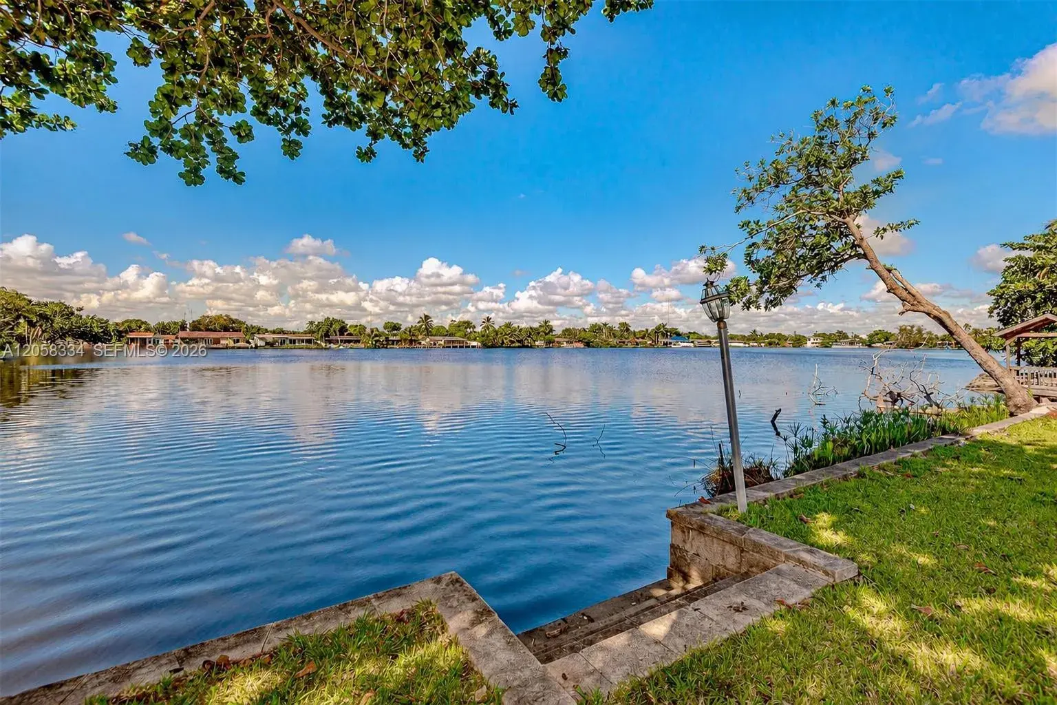 20950 NE 25th Ct, Miami FL 33180
