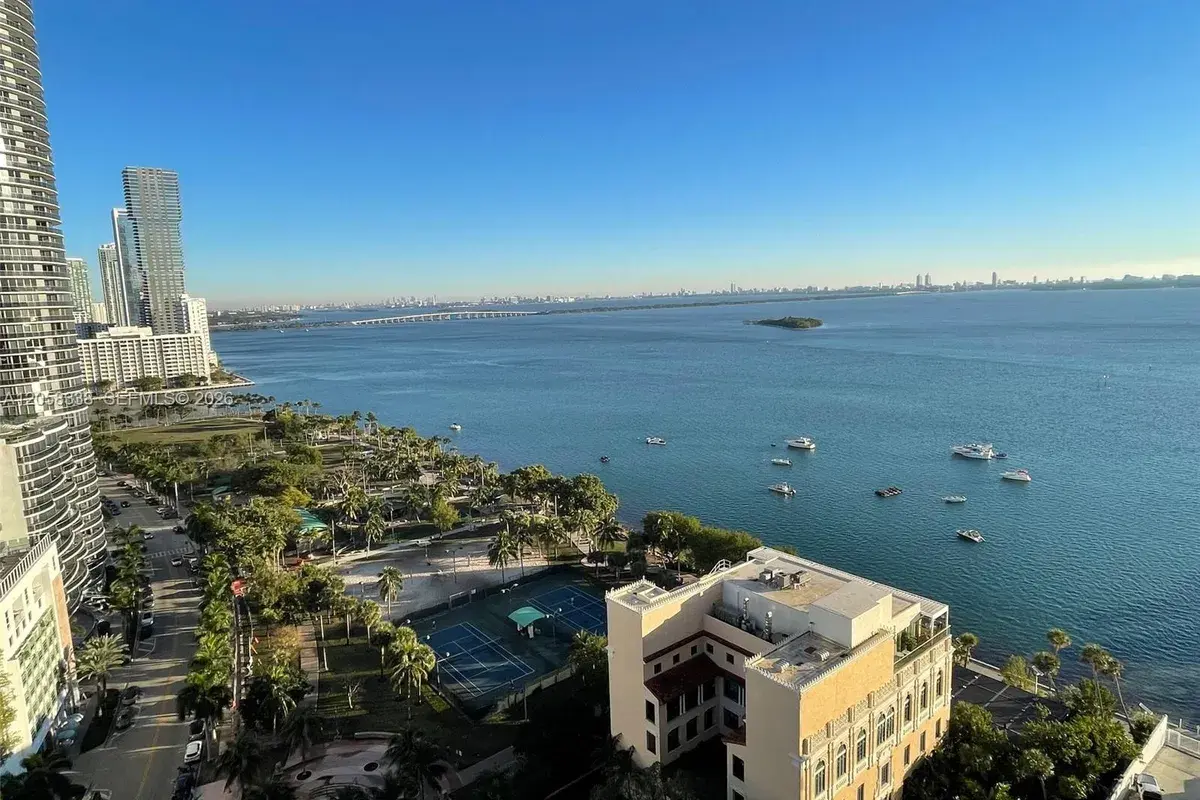 1717 N Bayshore Dr # 2548, Miami FL 33132