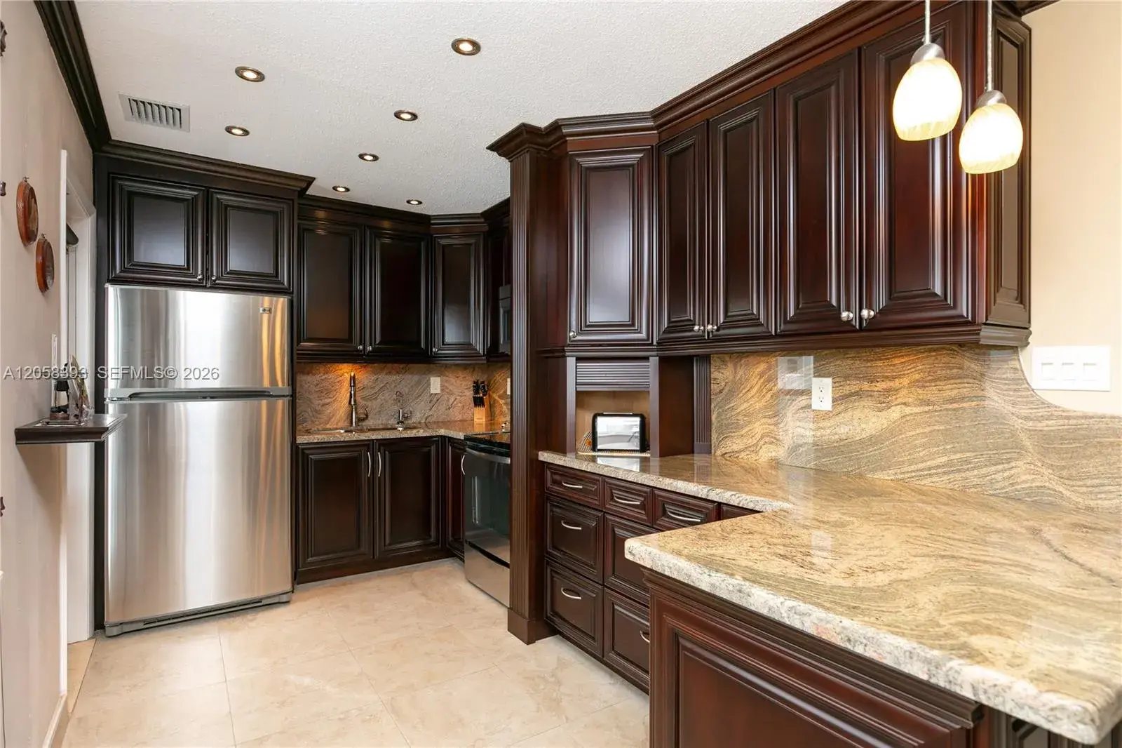 1 bedroom 1 bath Residential for sale at 3135 S Ocean Dr # 227, Hallandale Beach FL 33009