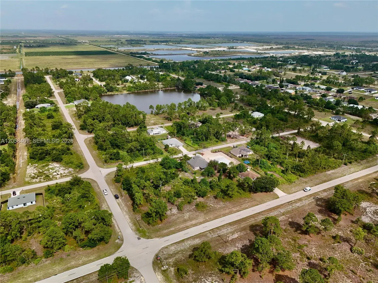 1041 COLUMBUS BLVD, Lehigh Acres FL 33974