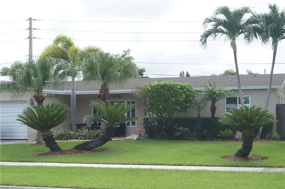 3 bedroom 2 bath Residential for sale at 2294 NW 63rd Ave, Margate FL 33063
