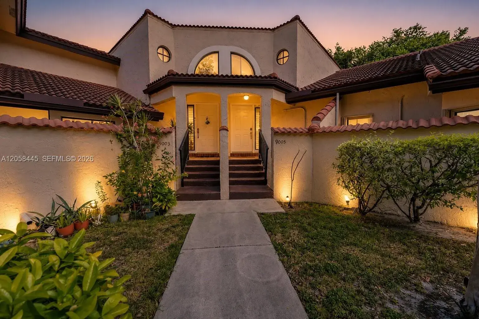 2 bedroom 2 bath Residential for sale at 9005 W Sunrise Blvd # 9005, Plantation FL 33322