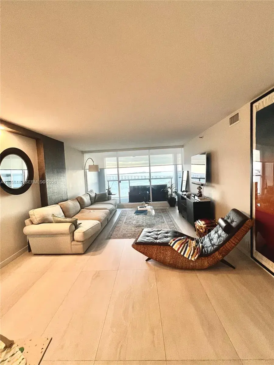 1541 Brickell Ave # 1902, Miami FL 33129