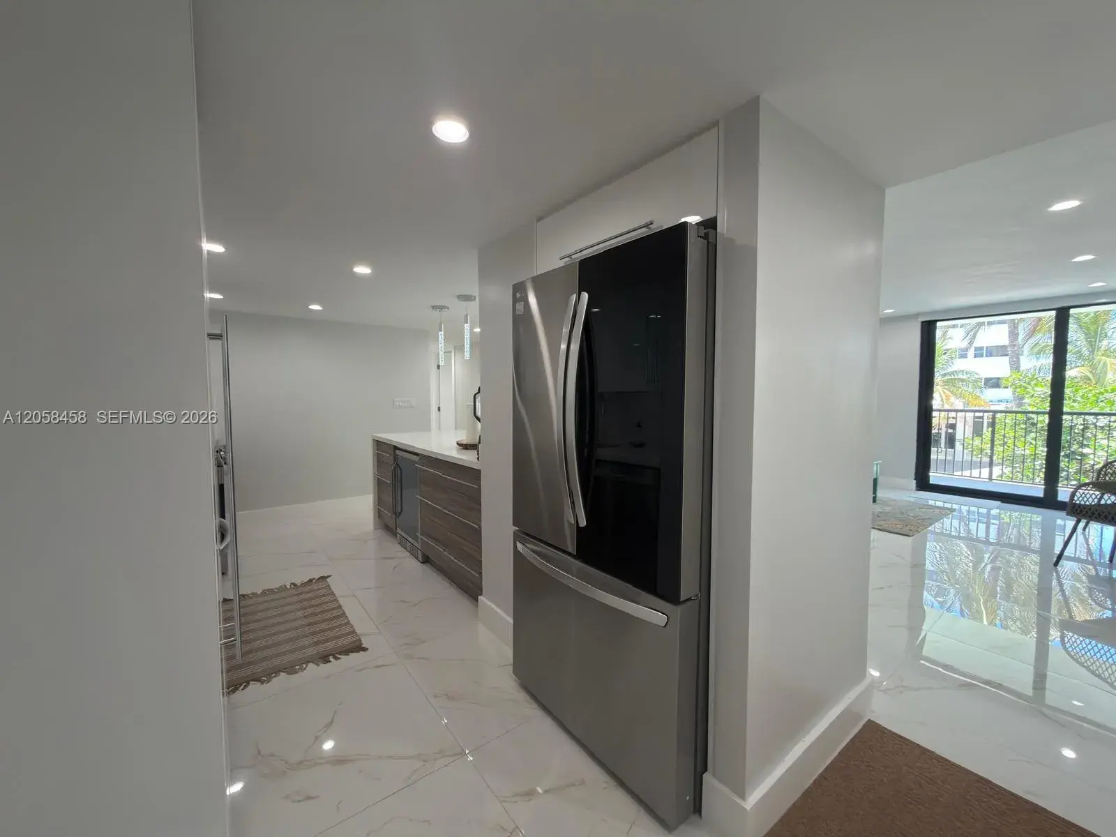 1800 Collins Ave # 3H, Miami Beach FL 33139