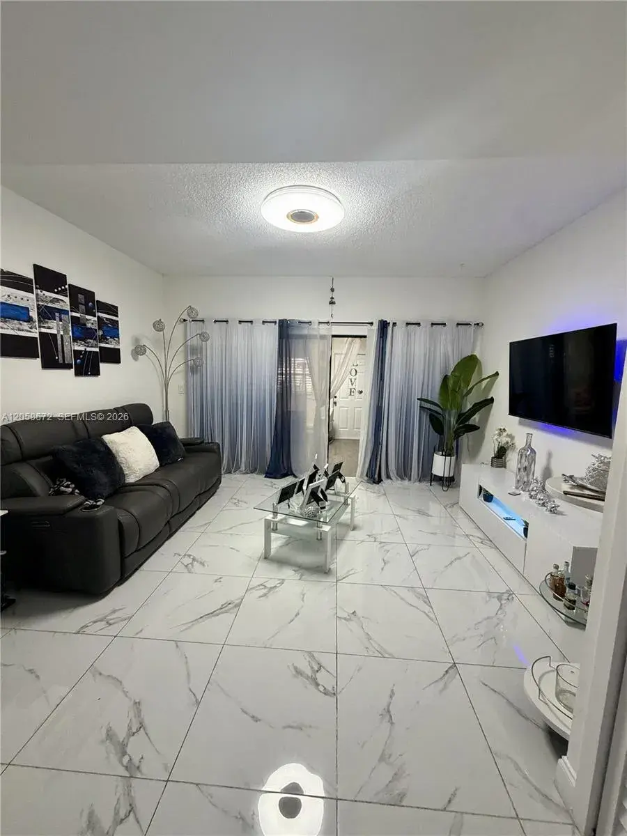 2 bedroom 2 bath Residential for sale at 270 NW 71st Ave # 4, Miami FL 33126