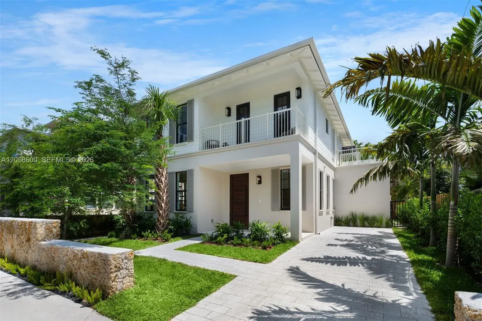 4 bedroom 4 bath Residential for sale at 3372 Charles Ave, Miami FL 33133
