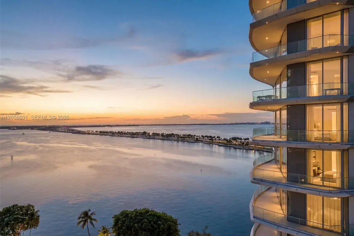 175 SE 25th Rd # 604, Miami FL 33129