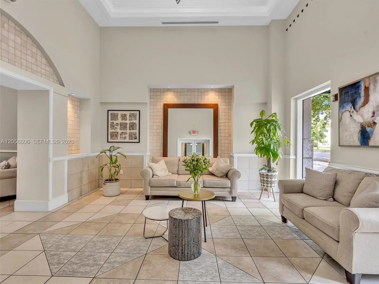 50 Menores Ave # 518, Coral Gables FL 33134