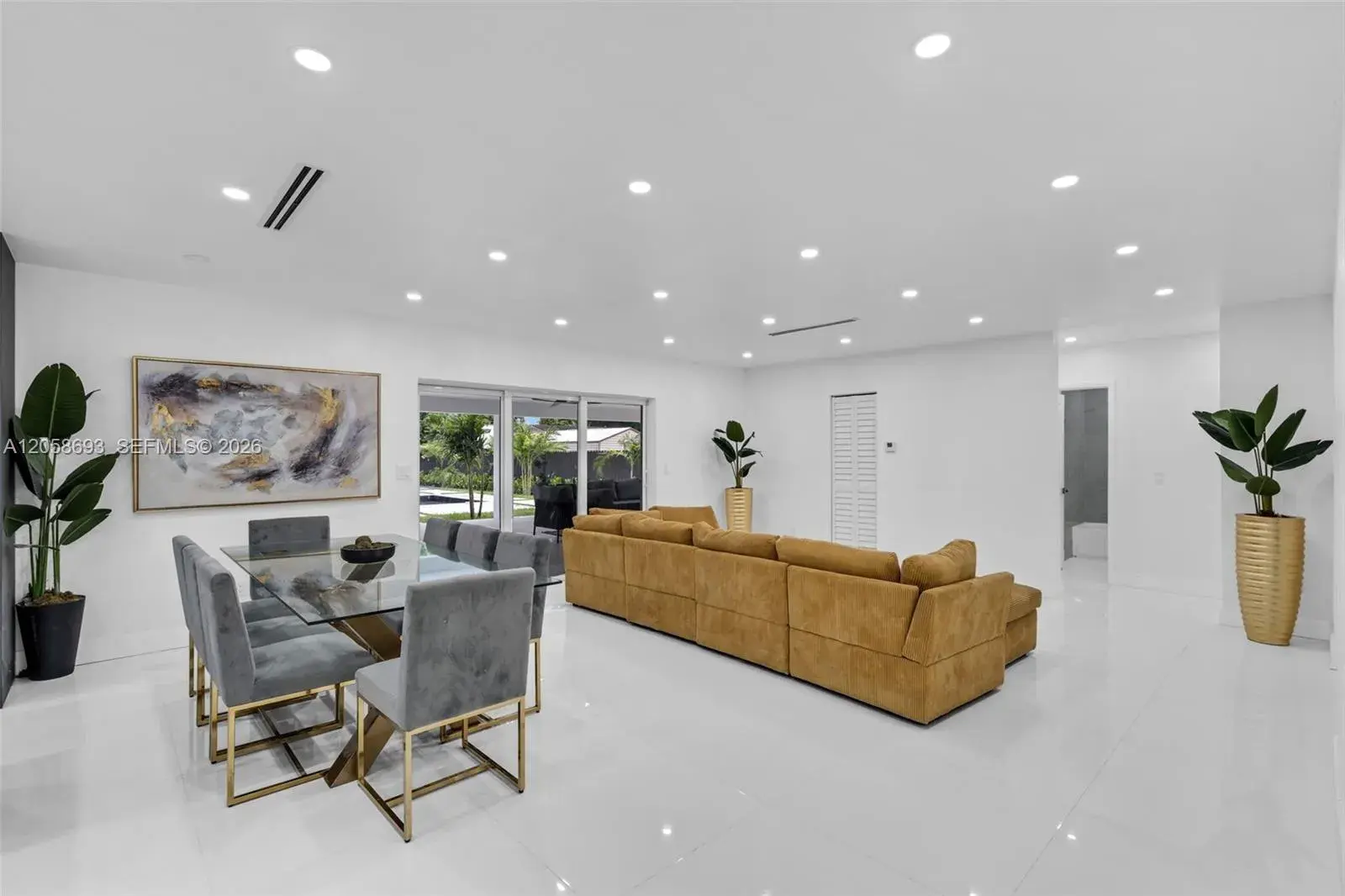 15230 NE 2nd Ave, Miami FL 33162
