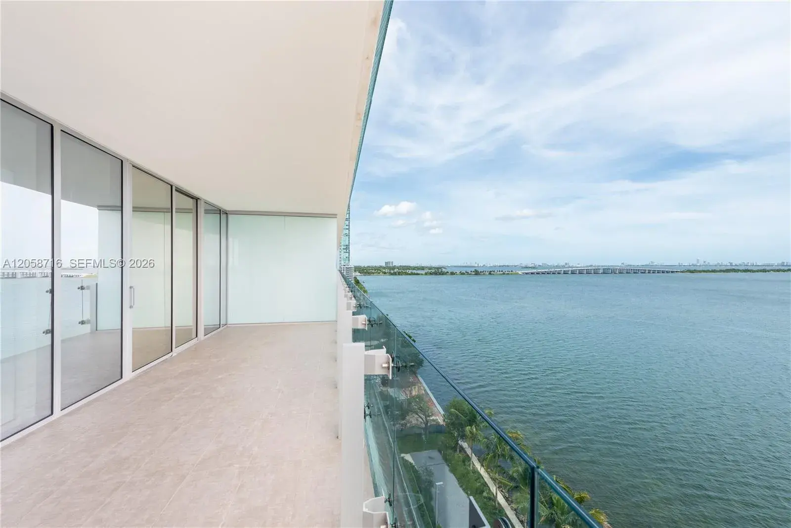 2 bedroom 2 bath Residential for sale at 700 NE 26th Ter # 903, Miami FL 33137