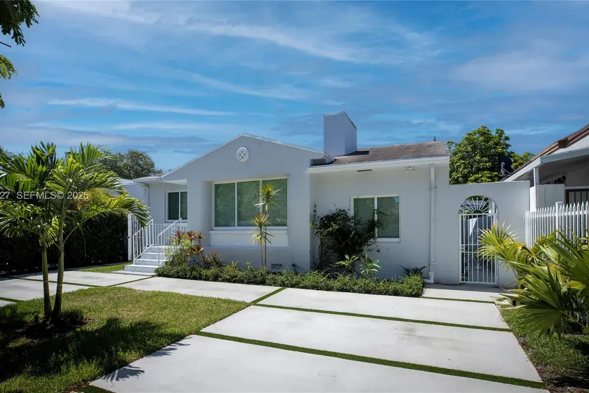 1950 SW 13th St, Miami FL 33145