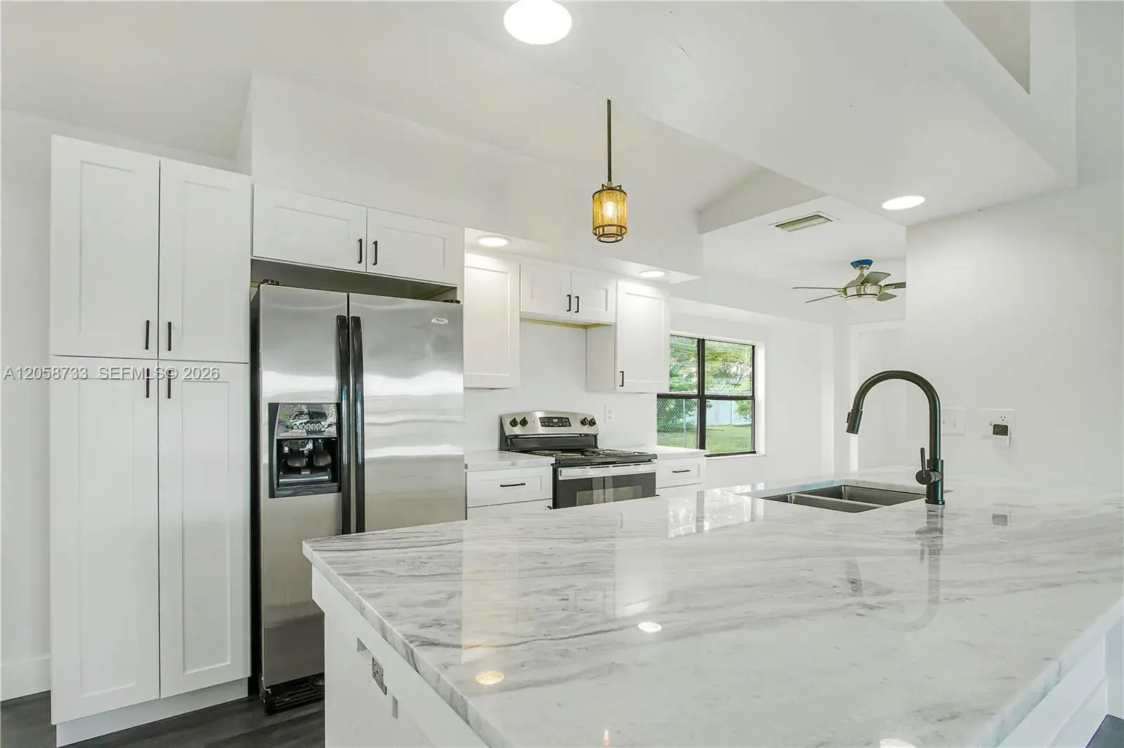3 bedroom 2 bath Residential for sale at 2935 SW 1st Pl, Cape Coral FL 33914