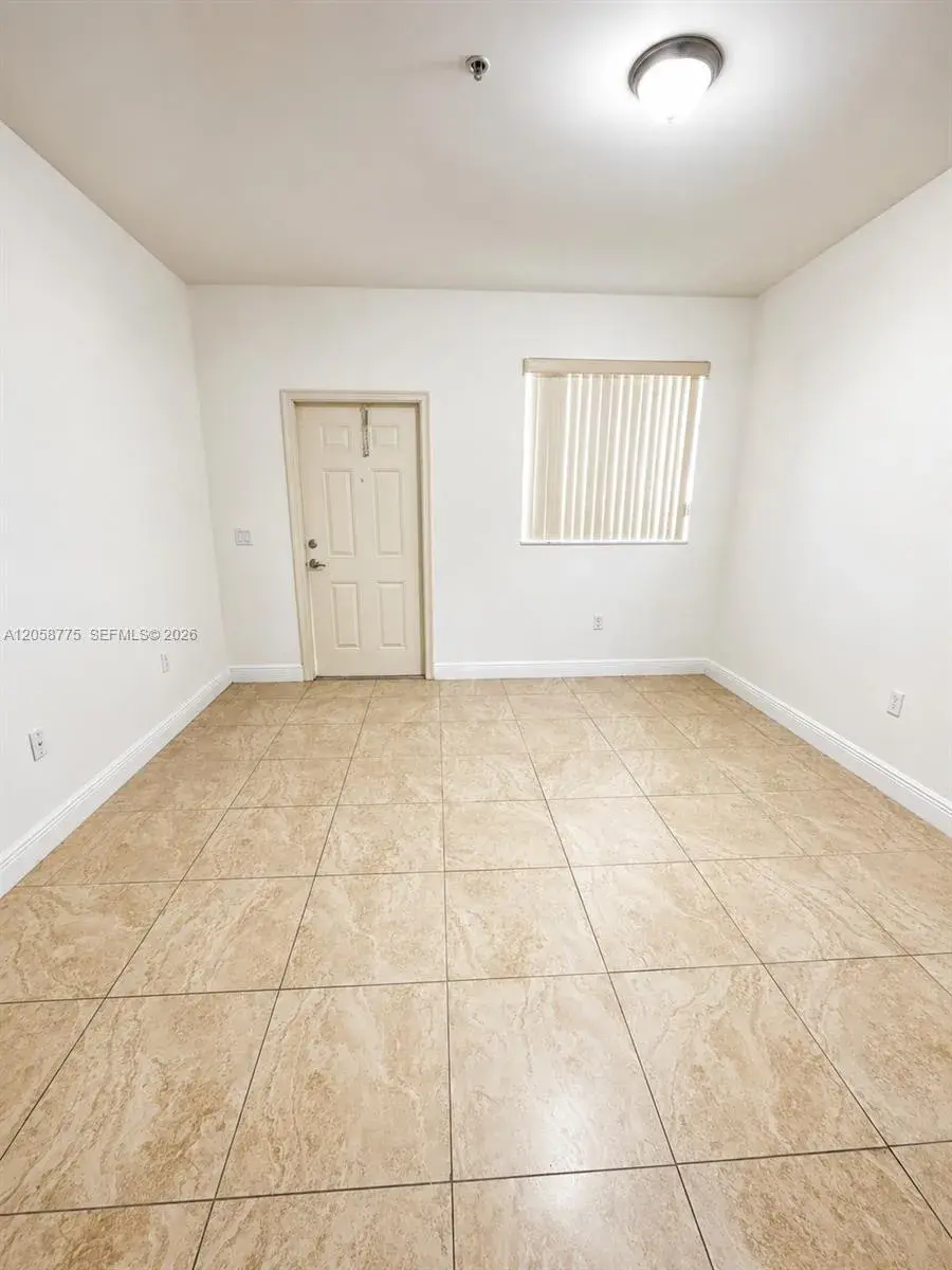 18120 NW 59th Ave # 203, Hialeah FL 33015