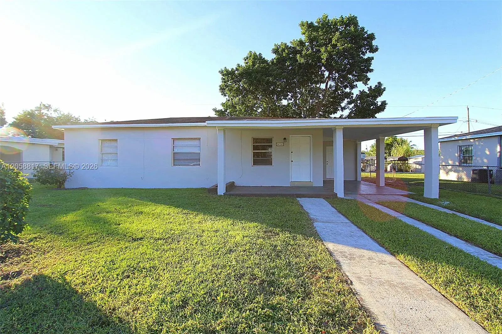 3 bedroom 2 bath Residential Lease for rent at 14340 GRAVES DR, Miami FL 33176