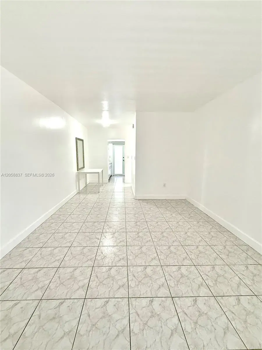 1 bath Residential Lease for rent at 1021 Michigan Ave # 3, Miami Beach FL 33139